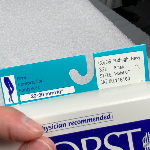 Jobst Firm Compression Pantyhose - Navy - Small - Picture 2 of 8